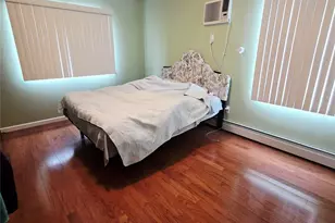 157 Barwick Blvd, Mineola, NY 11501 - Photo 16