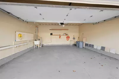 6 1st Avenue, Holtsville, NY 11742 - Photo 24