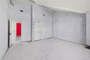 6 1st Ave, Holtsville, NY 11742 - Photo 20