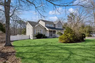 6 1st Ave, Holtsville, NY 11742 - Photo 2