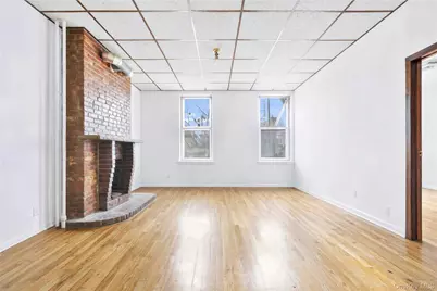 2044 42nd Street, Astoria, NY 11105 - Photo 4