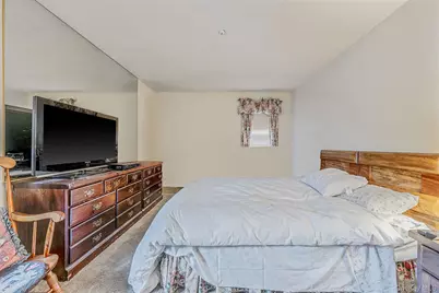 46 Anita Place, Farmingdale, NY 11735 - Photo 24