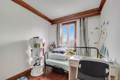 6906 Fresh Meadow Lane, Fresh Meadows, NY 11365 - Photo 12