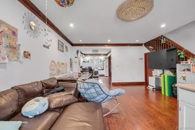 6906 Fresh Meadow Lane, Fresh Meadows, NY 11365 - Photo 4