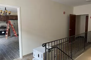 21 Cedar Swamp Rd, Glen Cove, NY 11542 - Photo 6