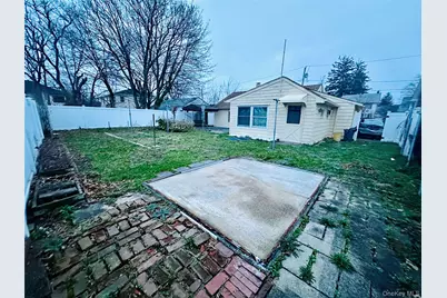 157 3rd Street, Hicksville, NY 11801 - Photo 4