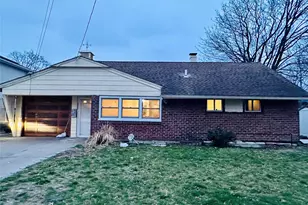 157 3rd St, Hicksville, NY 11801 - Photo 2