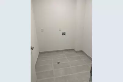 518 Thatford Avenue #2, Brooklyn, NY 11212 - Photo 12