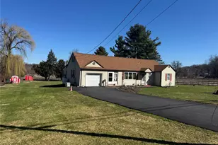 367 Mt Eve Rd, Goshen, NY 10924 - Photo 2