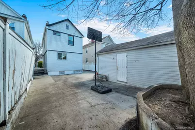91-04 218th Place, Queens Village, NY 11428 - Photo 28