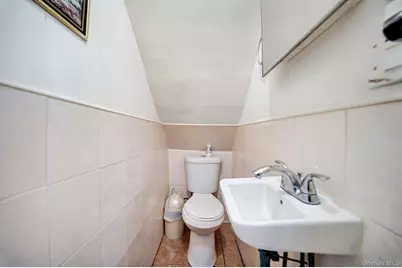 91-04 218th Place, Queens Village, NY 11428 - Photo 14