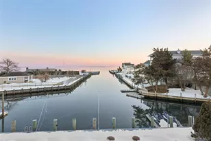 18 Matilda Ct, Bayport, NY 11705 - Photo 36