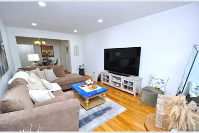 19 Abeel Street #2E, Yonkers, NY 10705 - Photo 6