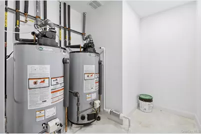 150-17 Hawtree Street, Ozone Park, NY 11417 - Photo 46