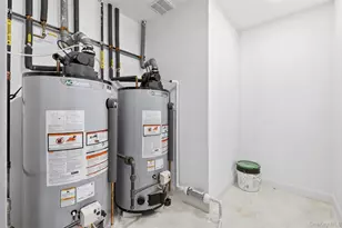 150-17 Hawtree St, Ozone Park, NY 11417 - Photo 46