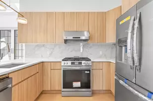 150-17 Hawtree St, Ozone Park, NY 11417 - Photo 14