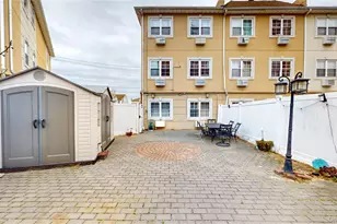 127-02 172nd St, Jamaica, NY 11434 - Photo 24