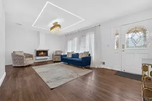17 Victoria Dr, Airmont, NY 10901 - Photo 4