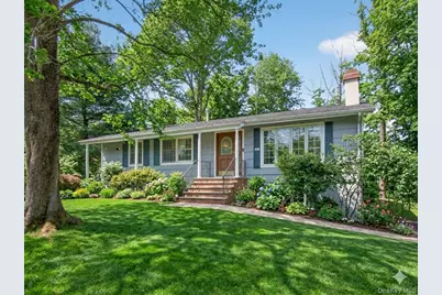 17 Victoria Drive, Airmont, NY 10901 - Photo 1
