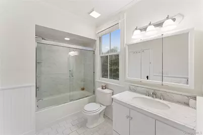 127 Senix Avenue, Center Moriches, NY 11934 - Photo 22