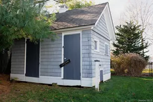 127 Senix Ave, Center Moriches, NY 11934 - Photo 42