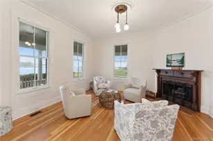 127 Senix Ave, Center Moriches, NY 11934 - Photo 4