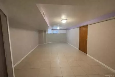 6017 80th Avenue, Glendale, NY 11385 - Photo 10