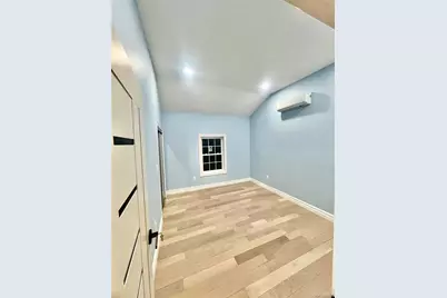 38 Railroad Avenue, East Hampton, NY 11937 - Photo 16