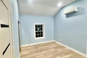 38 Railroad Ave, East Hampton, NY 11937 - Photo 16