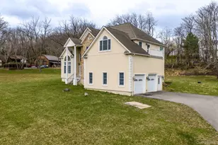 107 Breeze Hill Rd, New Hampton, NY 10958 - Photo 36