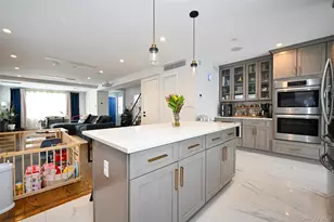 113-11 201st St, Saint Albans, NY 11412 - Photo 12