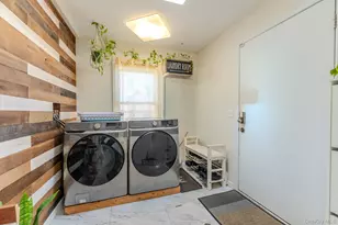 33 Manor Dr, Shirley, NY 11967 - Photo 20