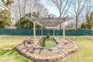 33 Manor Dr, Shirley, NY 11967 - Photo 24