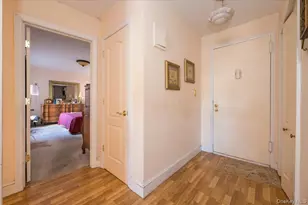 510 Dubois Ave, Valley Stream, NY 11581 - Photo 4