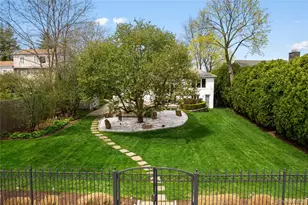 14 Echo Bay Pl, New Rochelle, NY 10805 - Photo 30