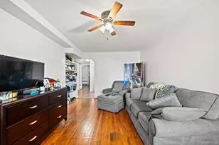 754 Calhoun Ave, Bronx, NY 10465 - Photo 22