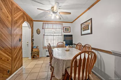 754 Calhoun Avenue, Bronx, NY 10465 - Photo 8