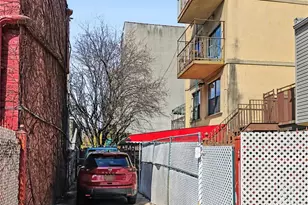 360 S 3rd St, Brooklyn, NY 11211 - Photo 10