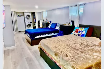 13314 Hawtree Creek Road, Ozone Park, NY 11420 - Photo 6