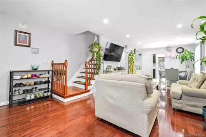 13314 Hawtree Creek Road, Ozone Park, NY 11420 - Photo 4