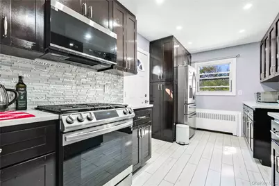 13314 Hawtree Creek Road, Ozone Park, NY 11420 - Photo 10