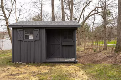 4 Pleasant Lane, Poughkeepsie, NY 12603 - Photo 28