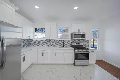 522 Southern Parkway, Uniondale, NY 11553 - Photo 6