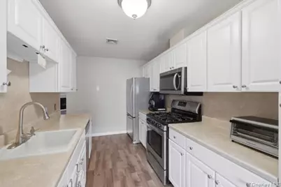 209 Deer Ct Drive, Middletown, NY 10940 - Photo 6