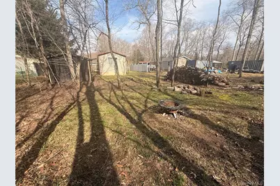 8 Essex Lane, Fallsburg, NY 12759 - Photo 20