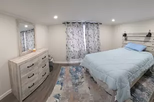 8 Essex Ln, Fallsburg, NY 12759 - Photo 8