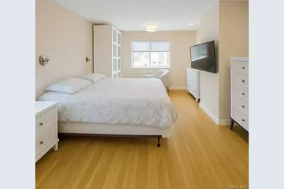 24 Rellim Drive, Glen Cove, NY 11542 - Photo 22