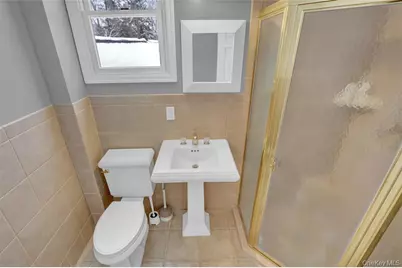 24 Rellim Drive, Glen Cove, NY 11542 - Photo 20