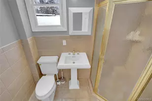 24 Rellim Dr, Glen Cove, NY 11542 - Photo 20