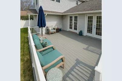 24 Rellim Drive, Glen Cove, NY 11542 - Photo 30